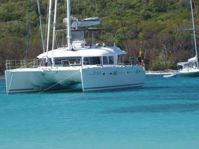 cabin yacht charter